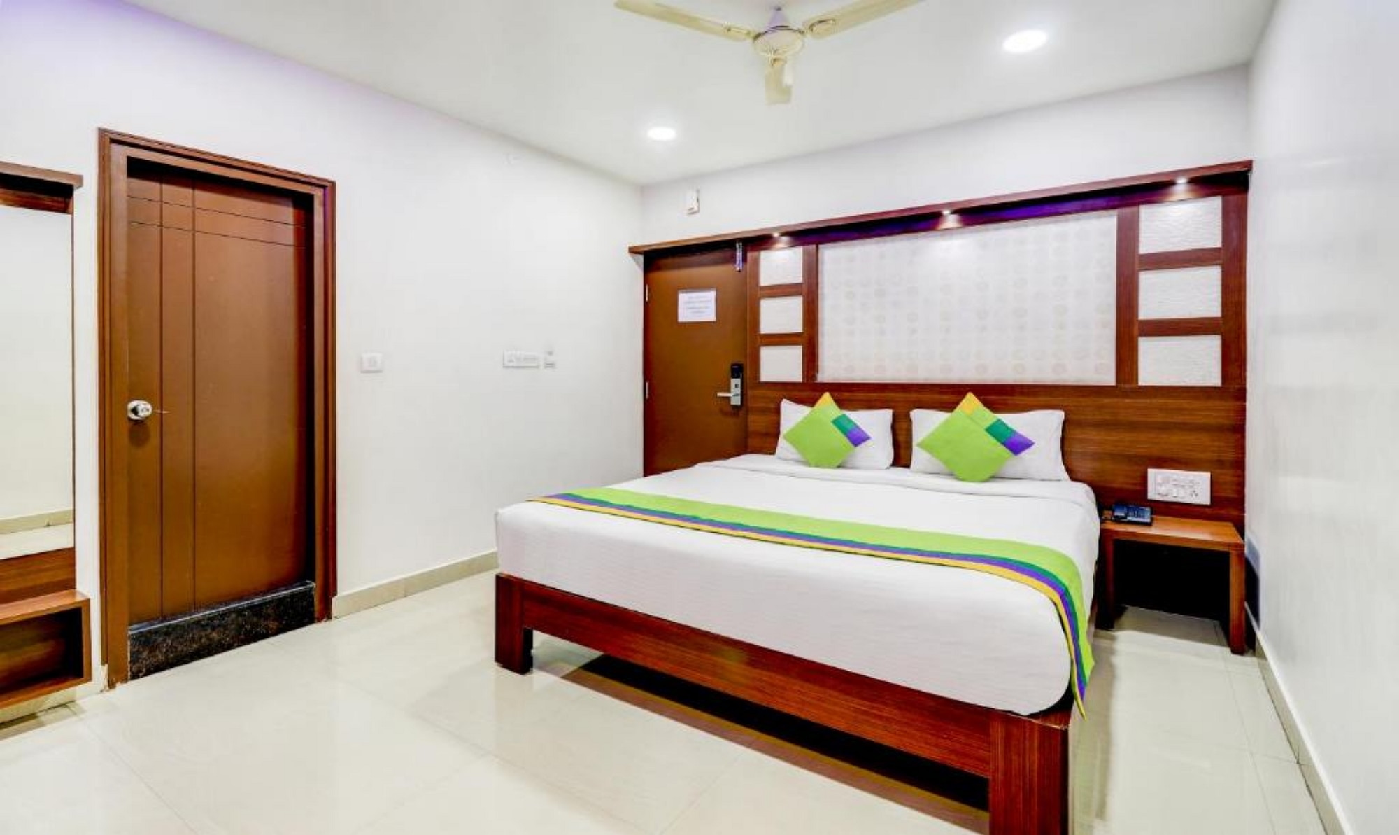 Ring View Hotels Hebbal - Tap to explore photos