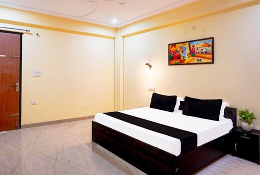 Hotel O Rudra