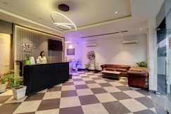 HOTEL MYSTIC FALLS, Jaipur
