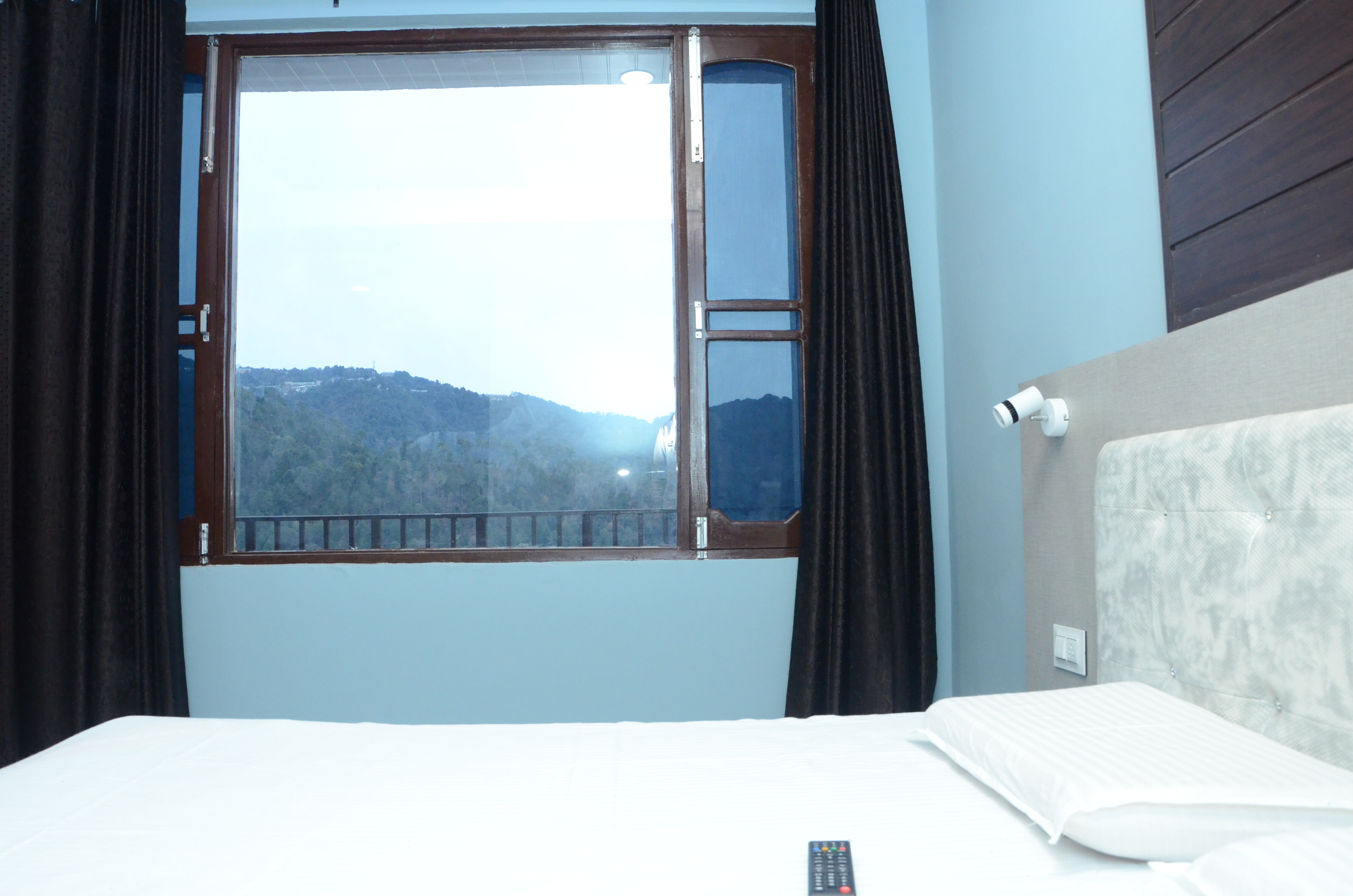 Heaven View | Rooms with Wi-Fi - Tap to explore photos