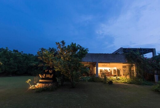 IVY Bridge | Luxe 5 BHK Farmhouse | Pool, Cook, Jacuzzi