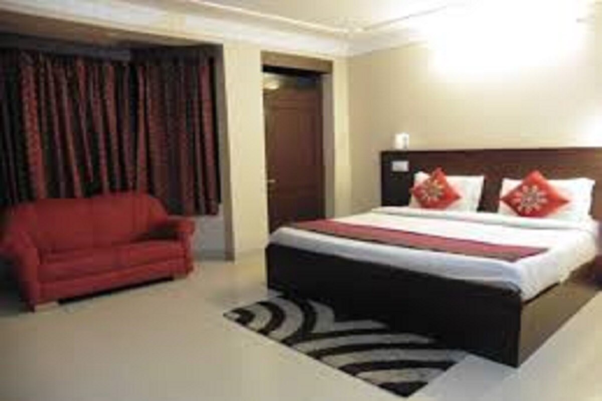 Amit Homestay - Tap to explore photos