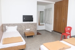 Hotel Laxmi Inn, Kolhapur