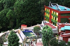 Foxoso Aamari Resort  A Luxury Retreat, Mukteshwar