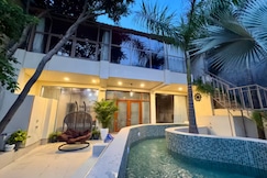 AD 101 I Entire 4BHK Pool Villa, Noida