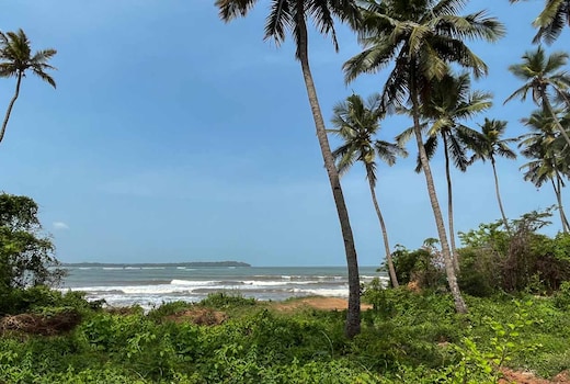 StayVista I Bay View 4 BHK Pool Villa