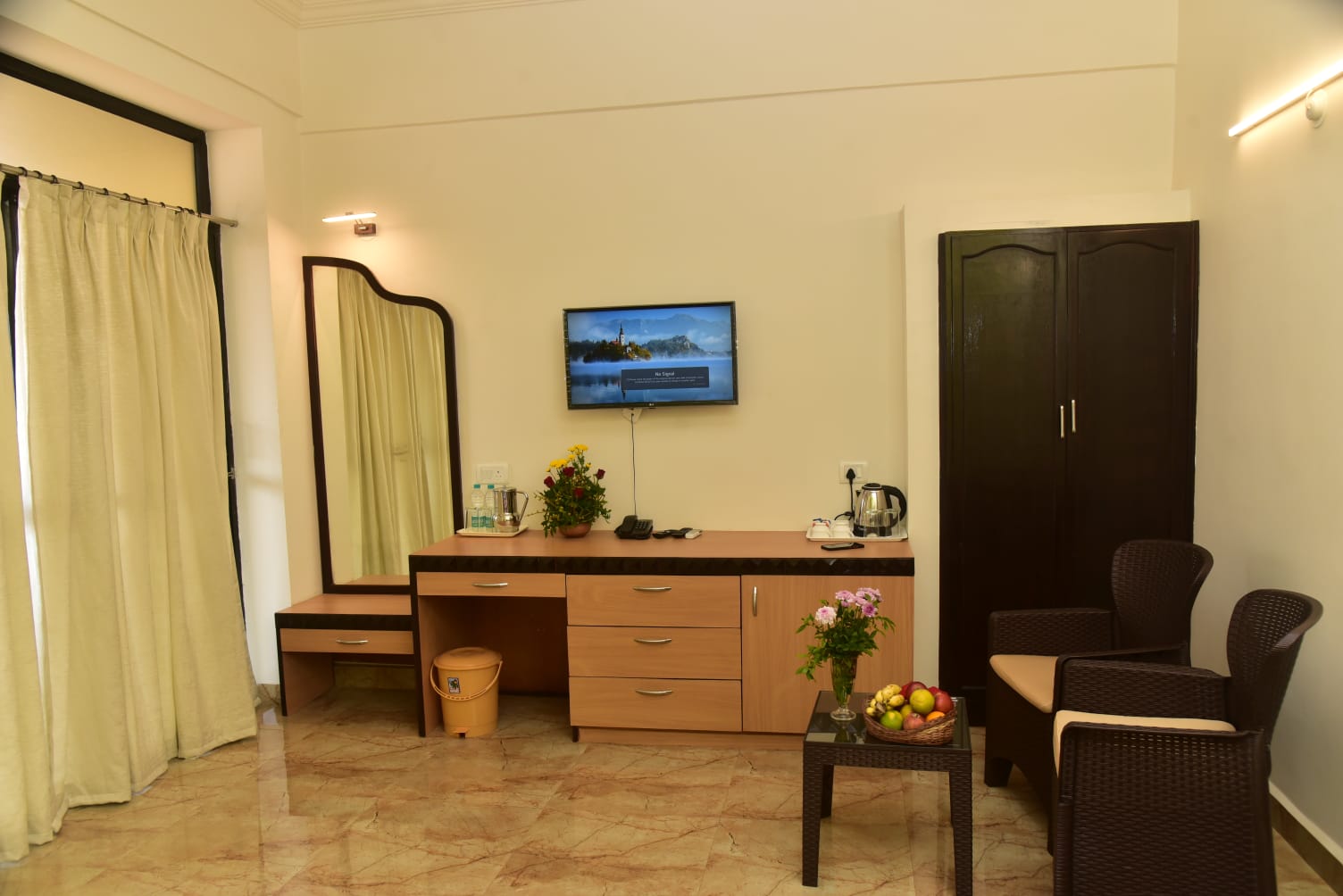 Calangute Residency - Tap to explore photos