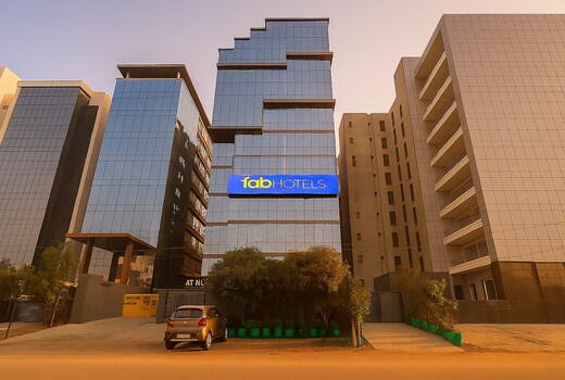 FabHotel Prime Elegance Suites