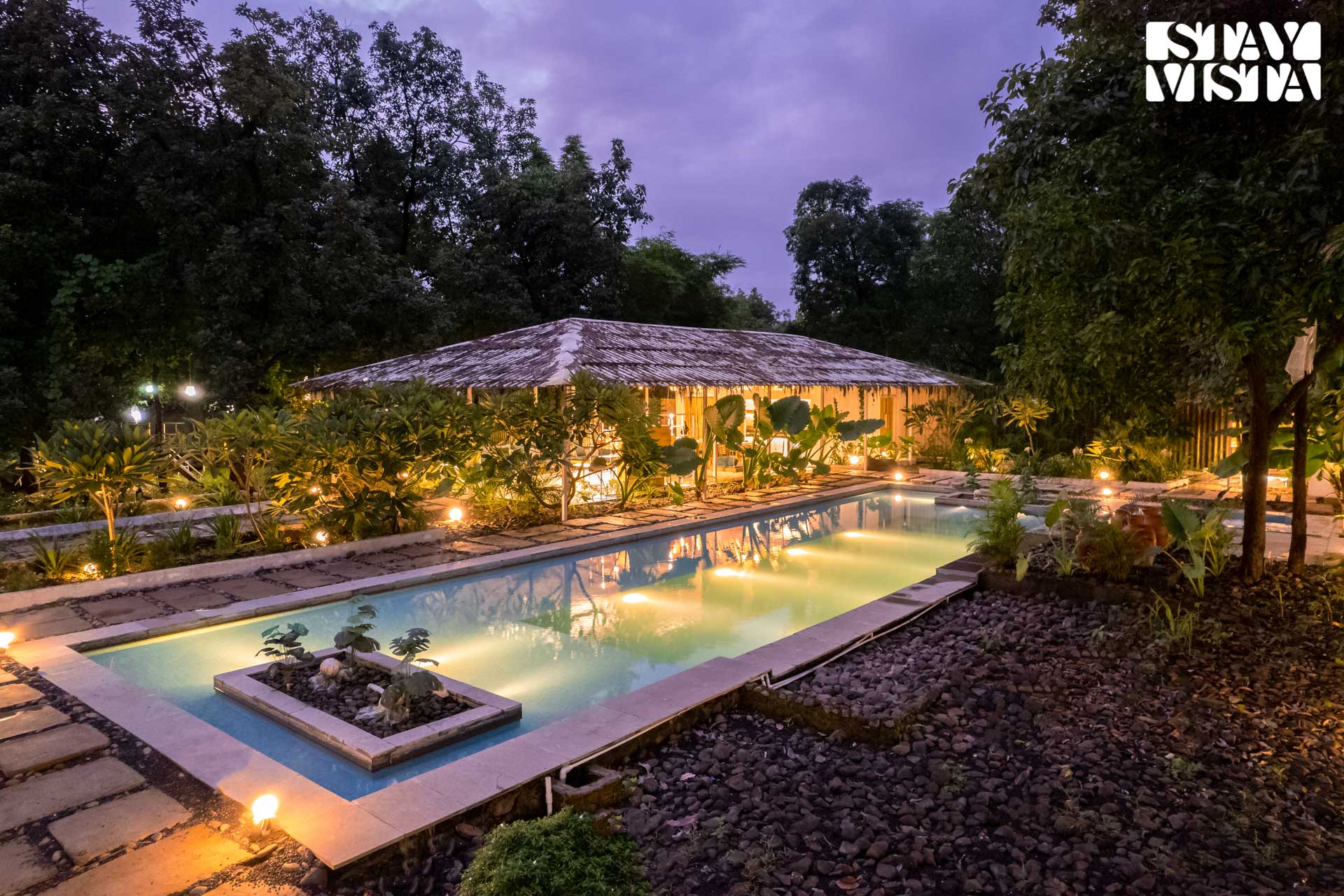 StayVista at The Wildernest Tale 𝗕𝗢𝗢𝗞 Shahapur Villa