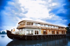 India Vacationz Houseboat, Alleppey
