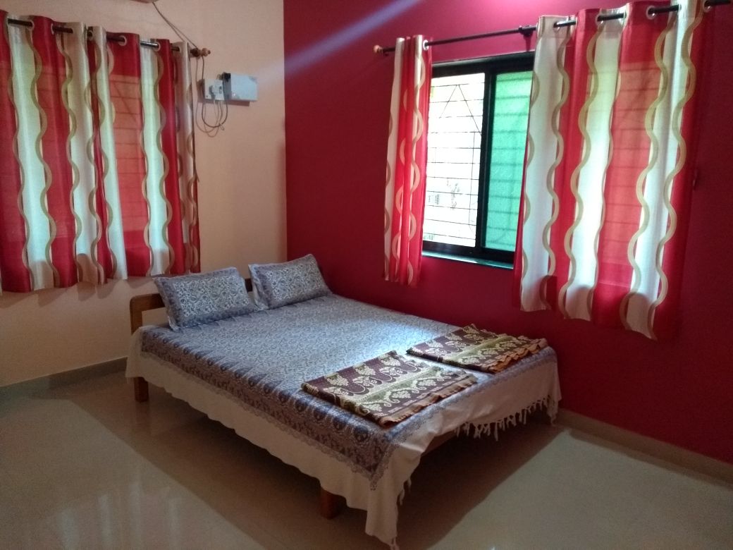 Nisarg Home Stay- AC Rooms 3