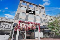 Townhouse Oak CSJMU Kanpur Formerly Shree Dev Villa, Kanpur