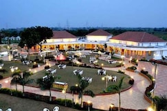 Rangoli Park Hotel & Resort, Valabhipur