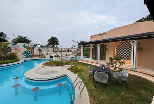Isles Luxury Beach B&B by LuxUnlock Private Villas