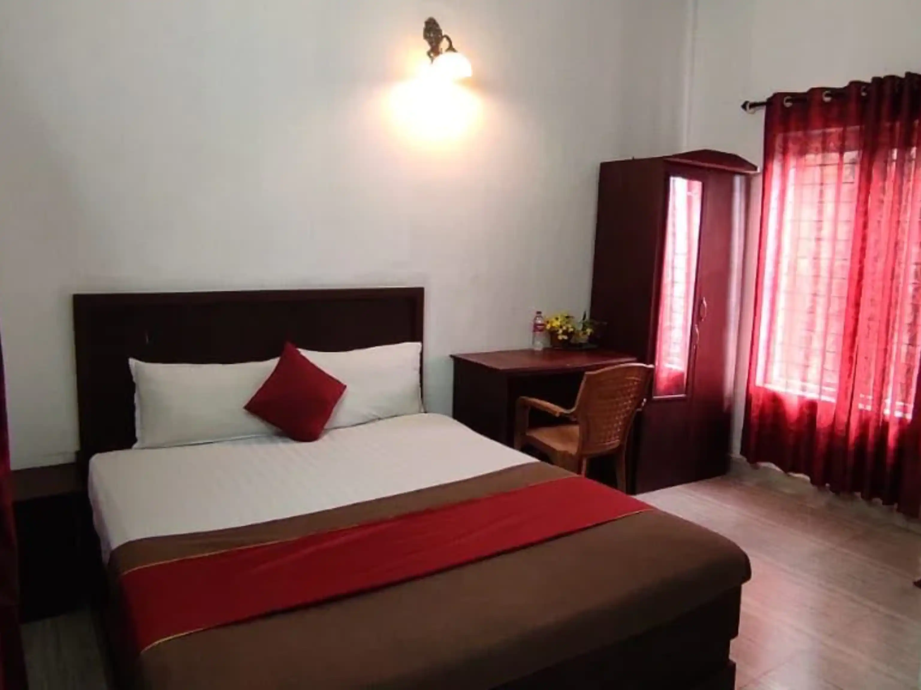 Hotel O Yayaz Resorts, Wayanad