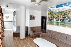 Bhaktavatsal  Lodge, Solapur