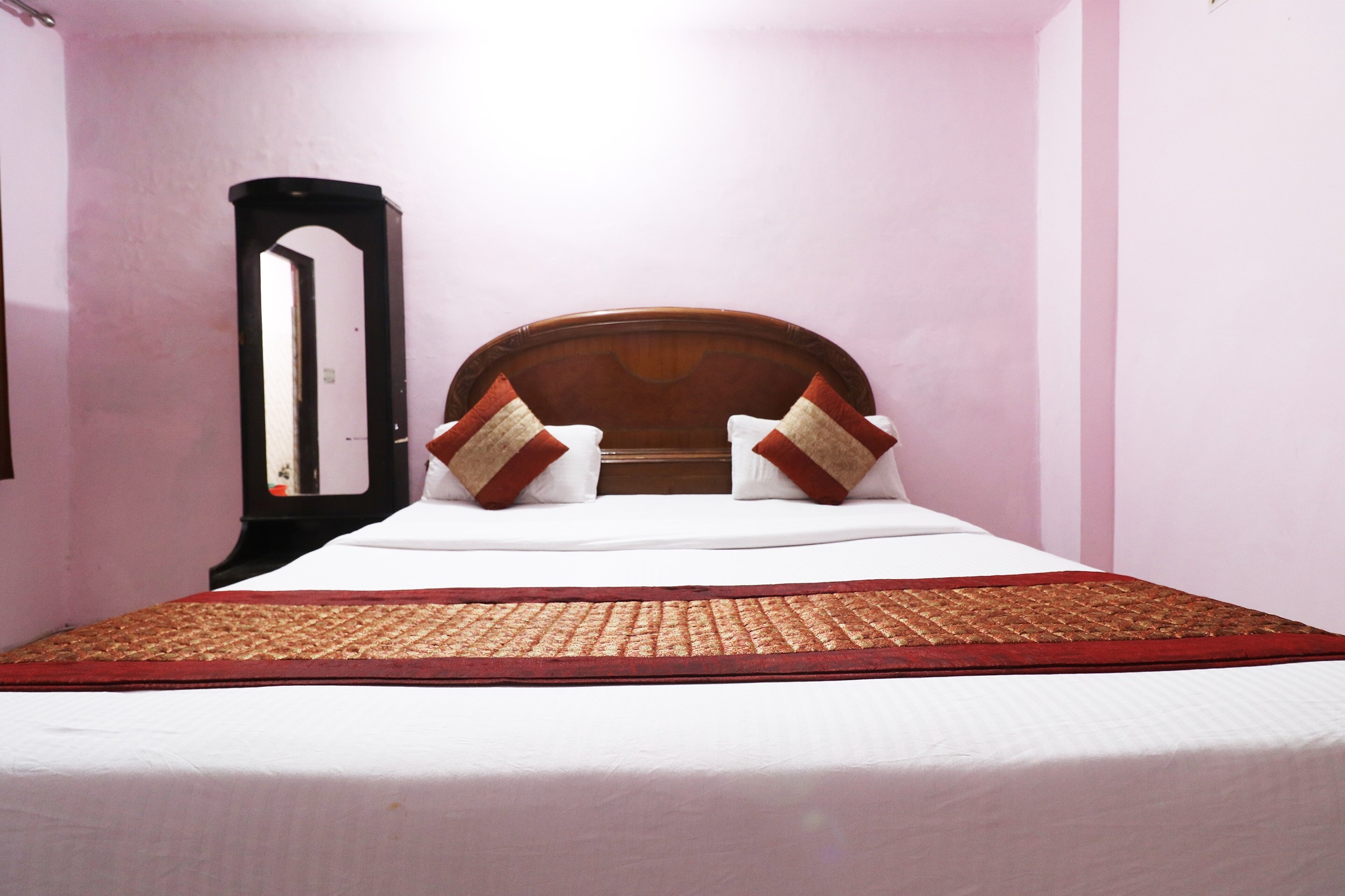 Hotel O Krishna Cottage - Tap to explore photos