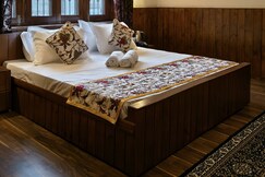 Willow Manor, Srinagar, Srinagar