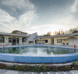 Swimming Pool 1
