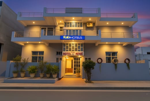FabHotel The Nine