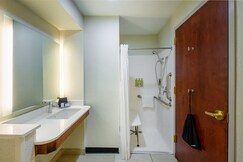 Holiday Inn Express Hotel & Suites Erie - North East, Elgin