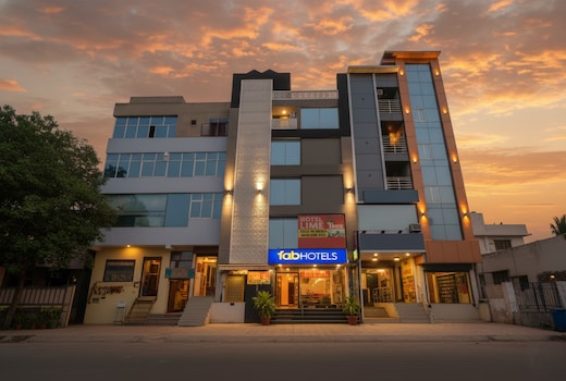 FabHotel HR Residency