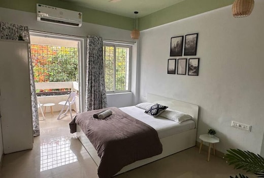 Ozone: Pvt Studio w Balcony in KP| Near Osho