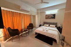 Hearth and Haven stay H H01 private room, Guwahati