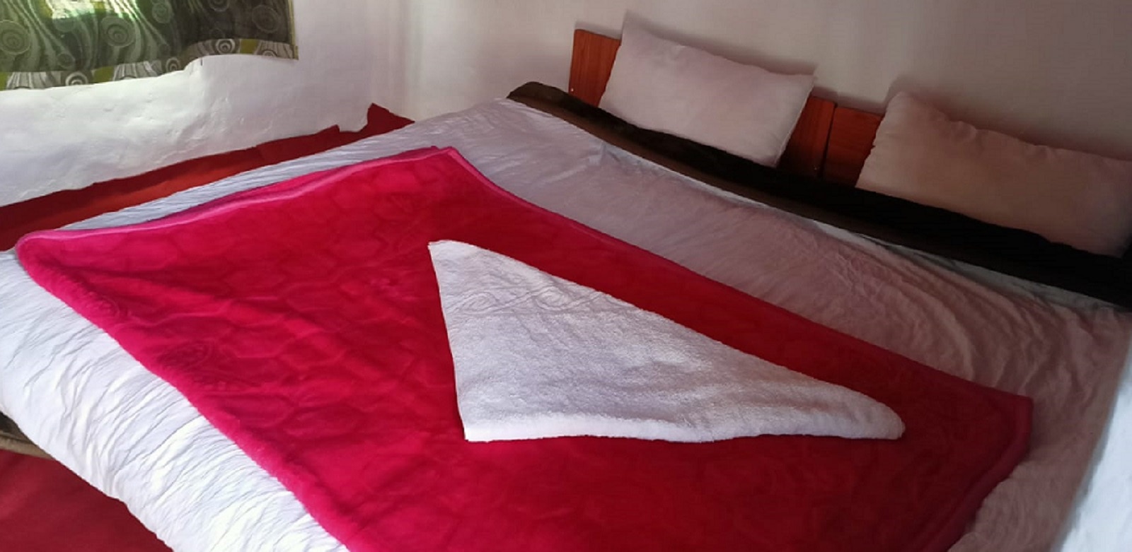 Panorama Guest House - Tap to explore photos