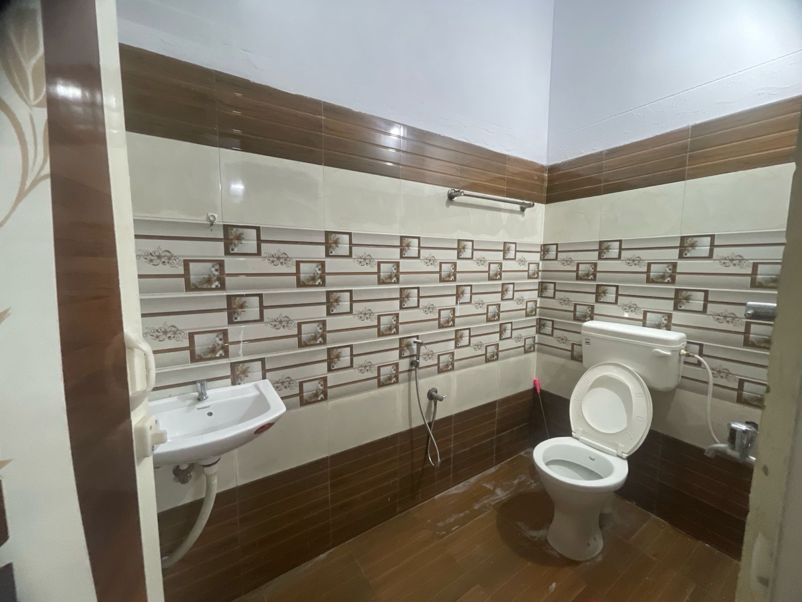 All Season 1BHK at Chackai - Tap to explore photos