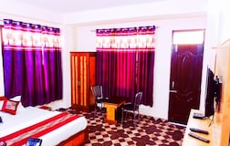 Quad Room