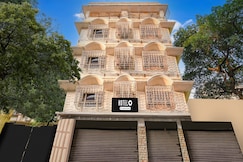 Super Hotel O Sarat Bose Road formerly Shree Guest House, Kolkata