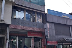 Hotel O Police Bazaar Bus Stand Formerly Shubham Inn, Shillong