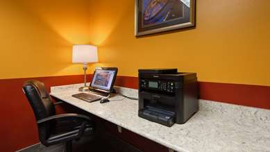 Best Western The Inn At The Fairgrounds - Tap to explore photos