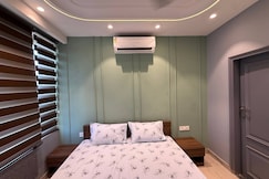 Mini Mansion Ultra Luxury Homestay, Mohali
