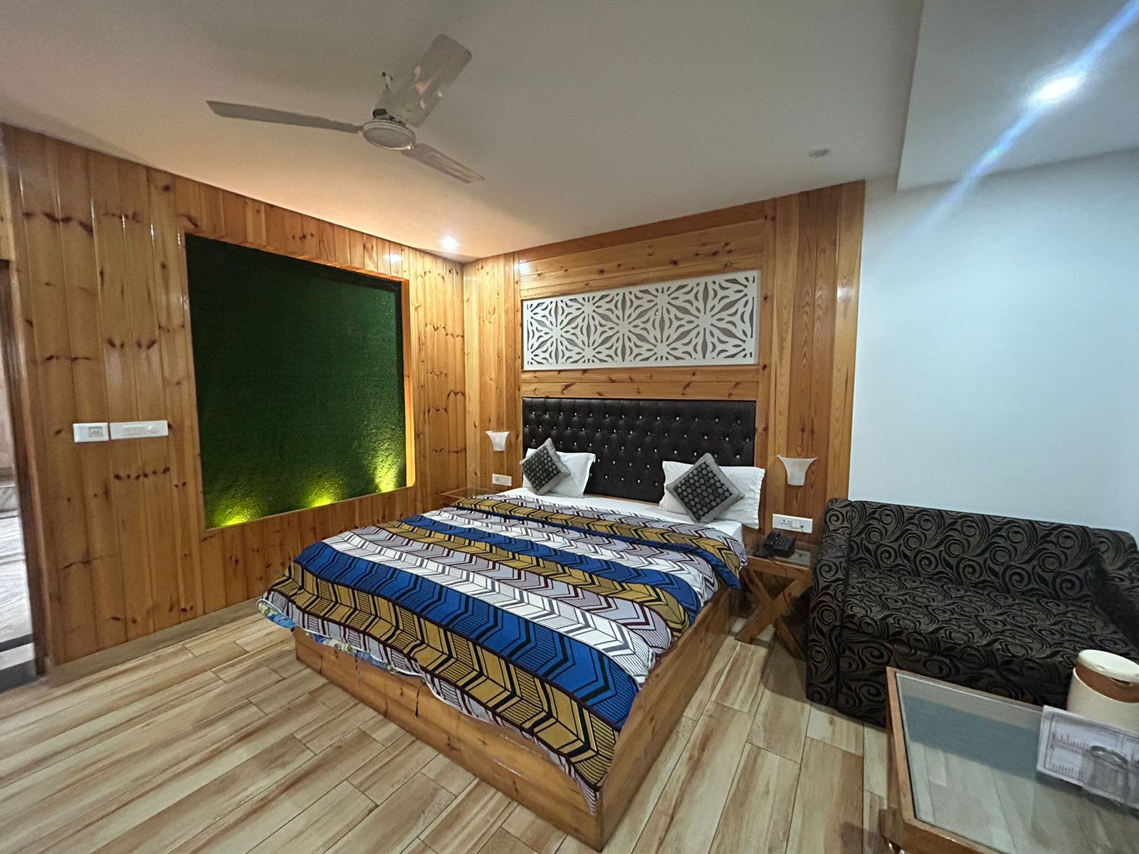 Mussoorie Residency - Tap to explore photos