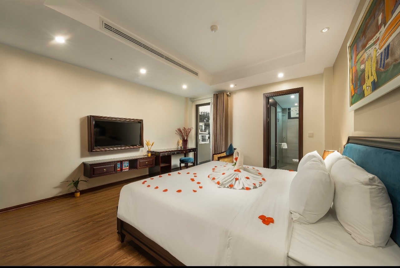 Hanoi Fiesta Grand Hotel and Spa - Tap to explore photos