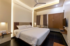 Hotel Metro, Kolhapur