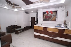 Hotel Dolphin DX, Delhi