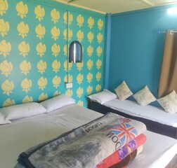 Family Budget Room 1