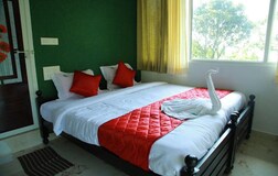 Premium Valley View Room