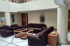 Hotel Valiant, Vadodara