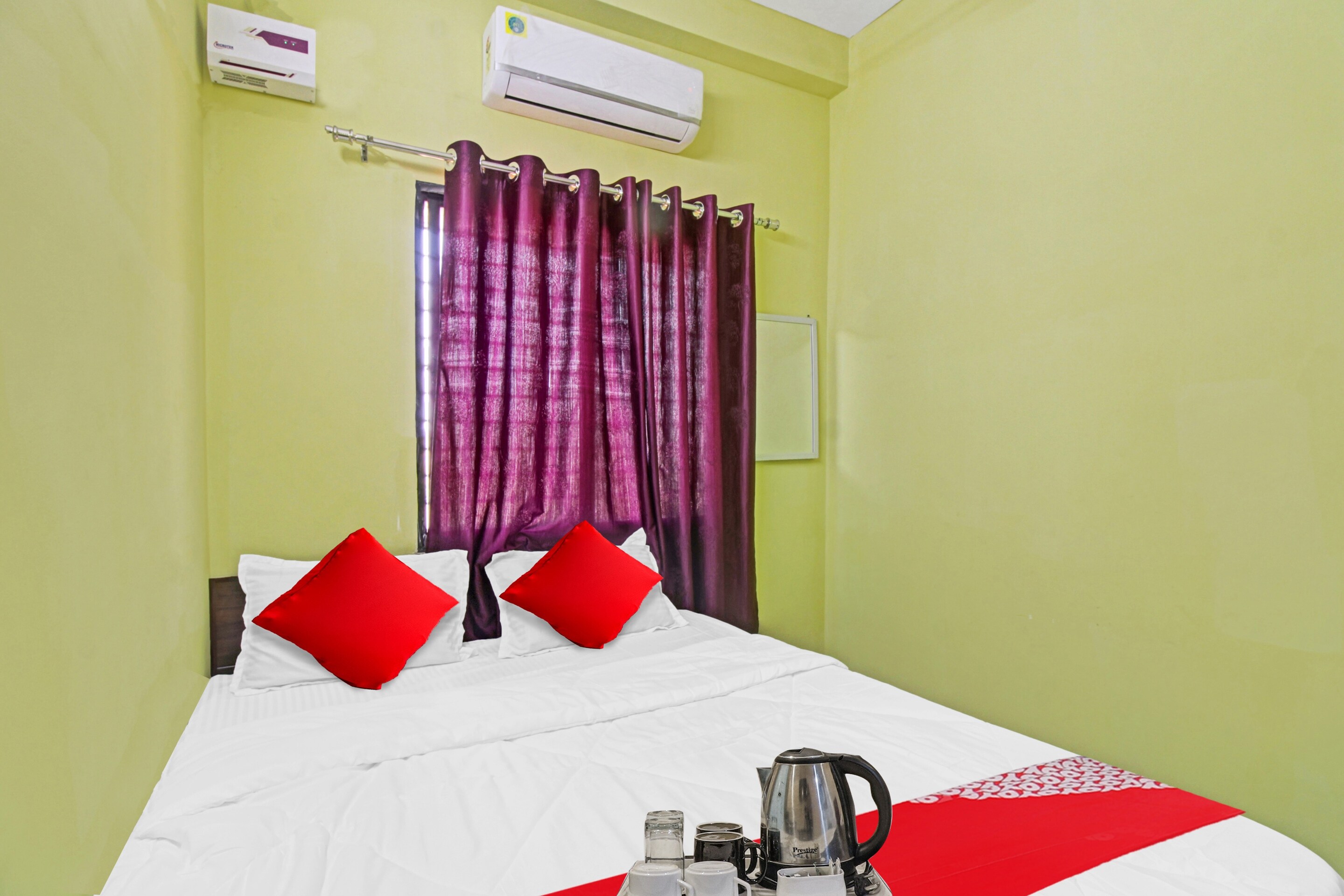 Hotel O Manjiri Restaurant & Lodging - Tap to explore photos