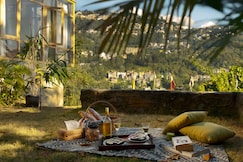 StayVista at Gassa Home, Aritar