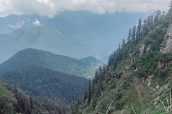 Tirthan Highs, Gushaini