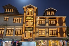 Valley holidays, Srinagar