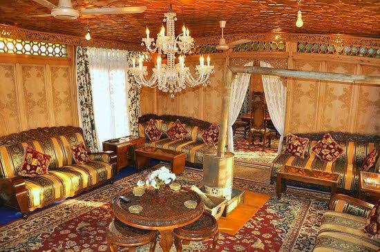 New Zenith Group Of Houseboats - Tap to explore photos