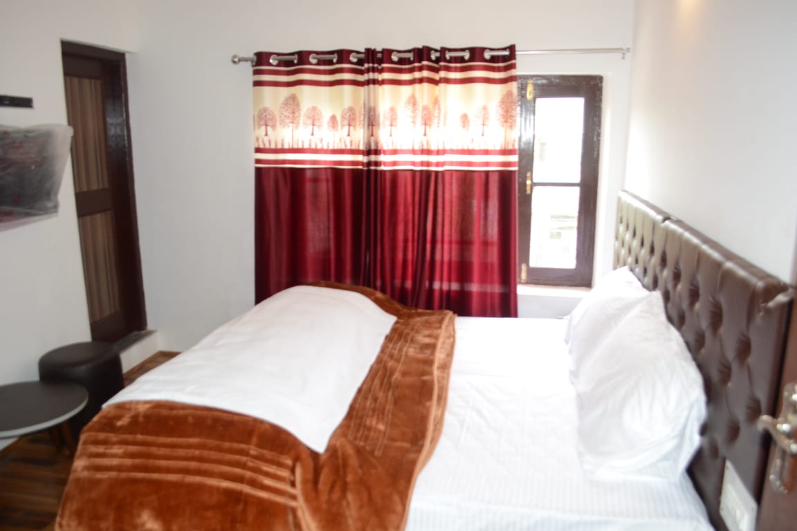 Bibi Jan Guest House - Tap to explore photos