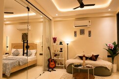 Luxury Suite | The Opus House | Golf Course Road, Gurgaon