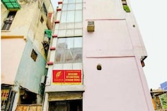 Hotel O The Palm Leaf, Ghaziabad